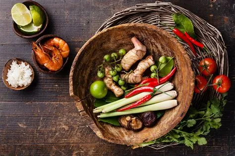  Conquering Cuisine: A Thai Culinary Odyssey Through Aromatic Spices and Ancient Techniques